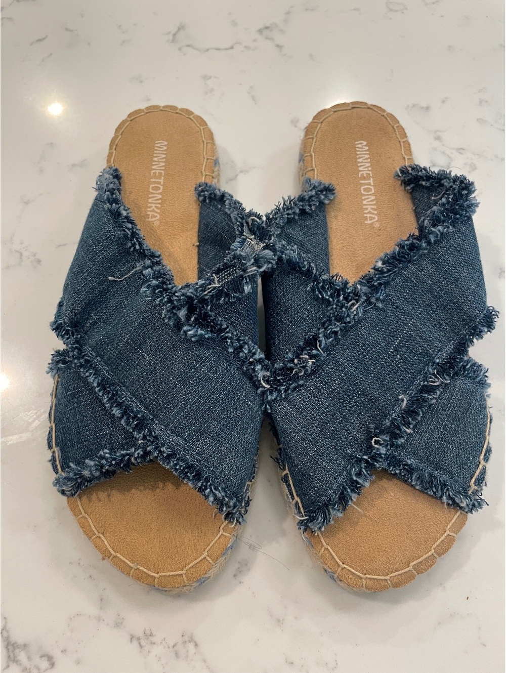 Minnetonka Women's Denim Slide Sandals Size 7M